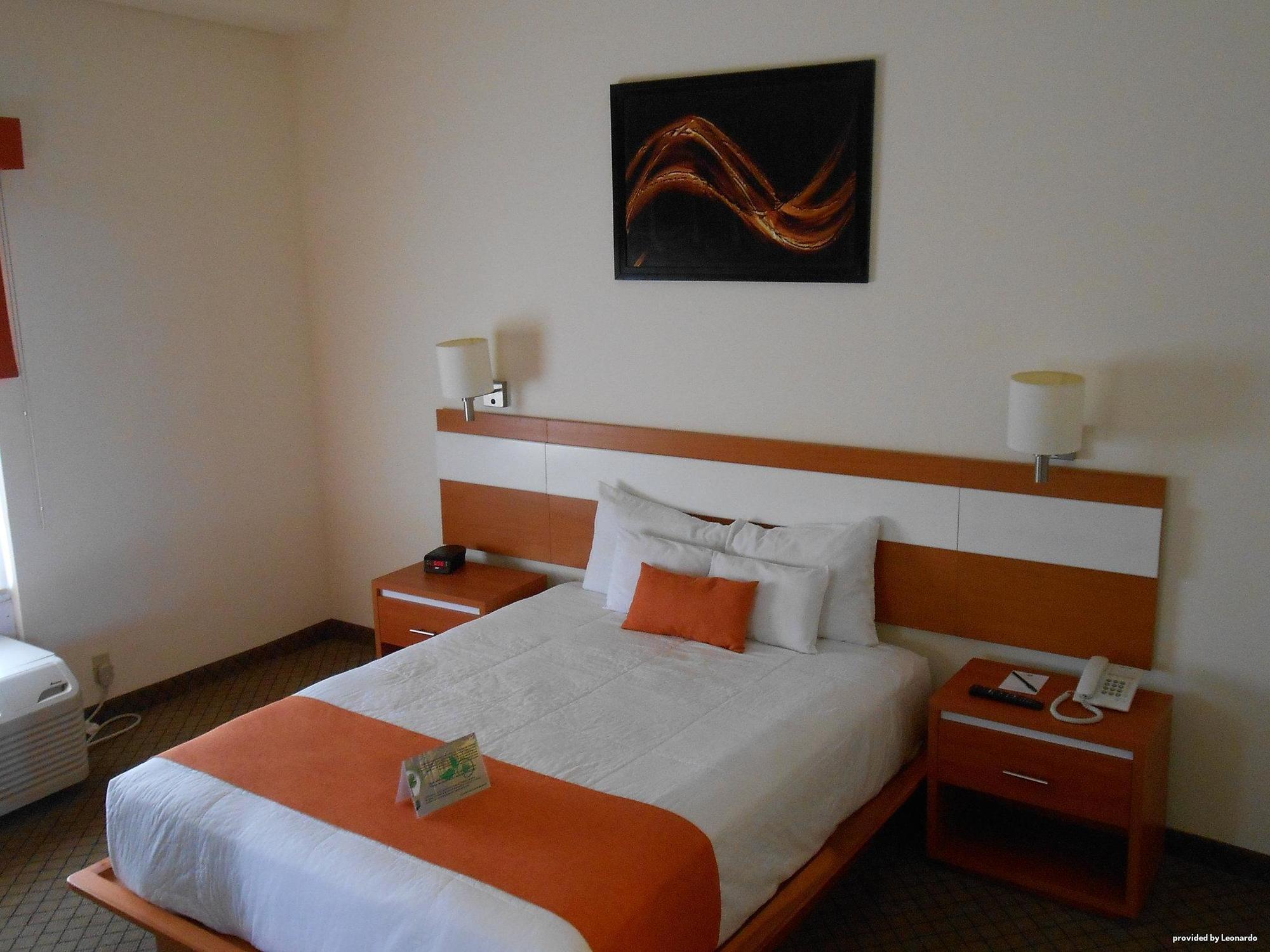 Best Western Plus Piedras Negras Exterior photo